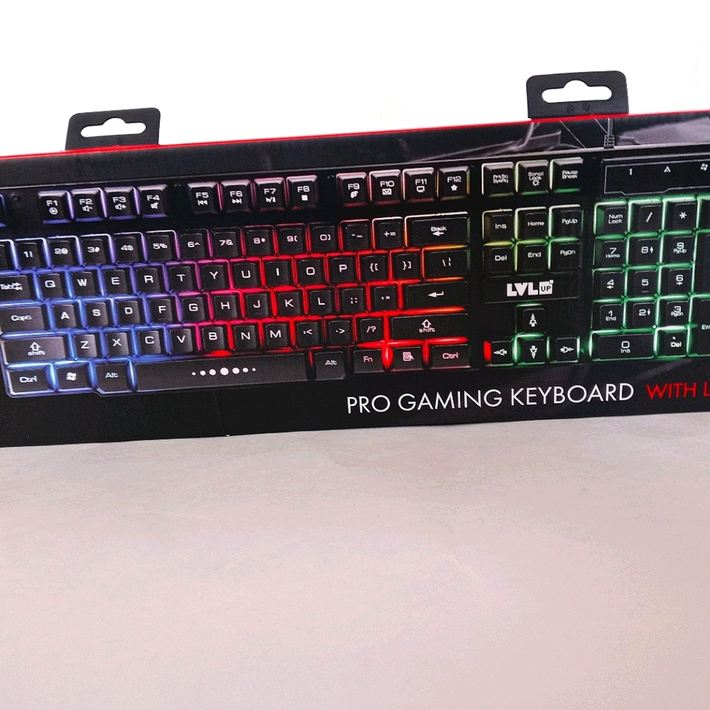 Pro Gaming Keyboard With LEDS - Picture 2 of 7